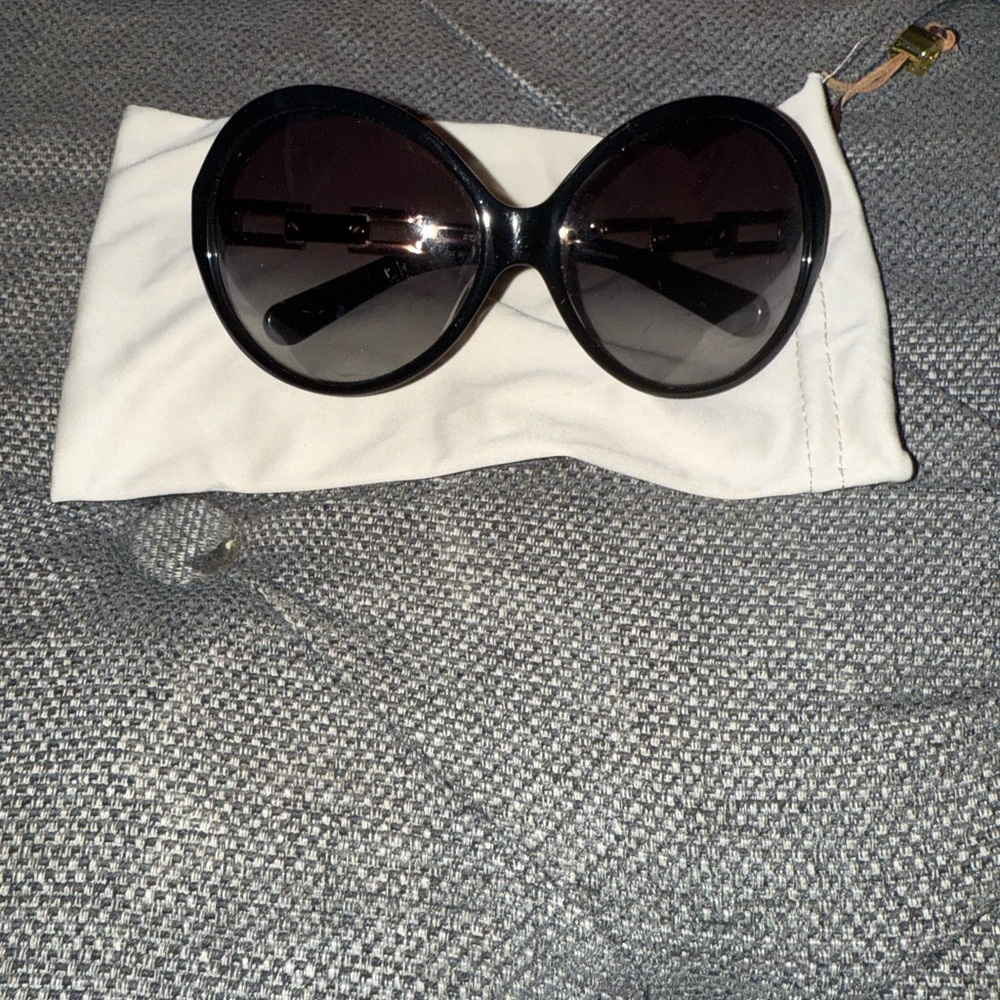 Tory Burch Black Oversized Sunglasses